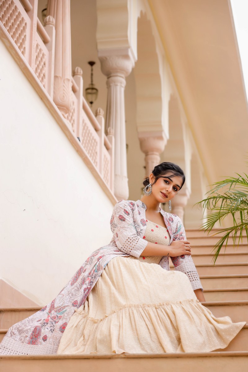 Natural Cotton Gown With Shrug