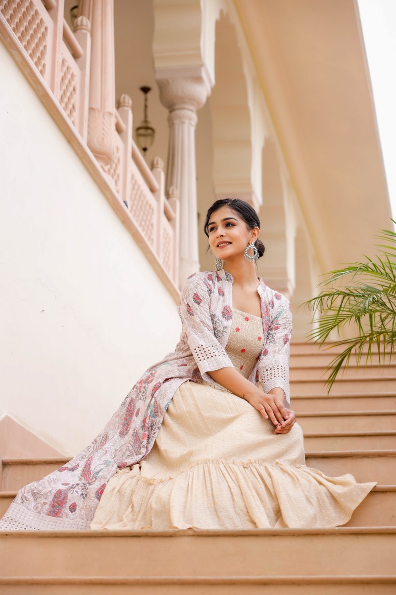 Natural Cotton Gown With Shrug