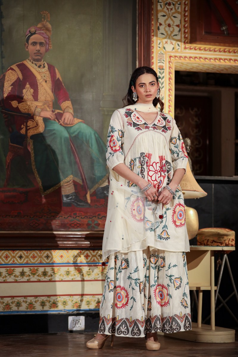 Hot-Selling White Embroidered Sharara