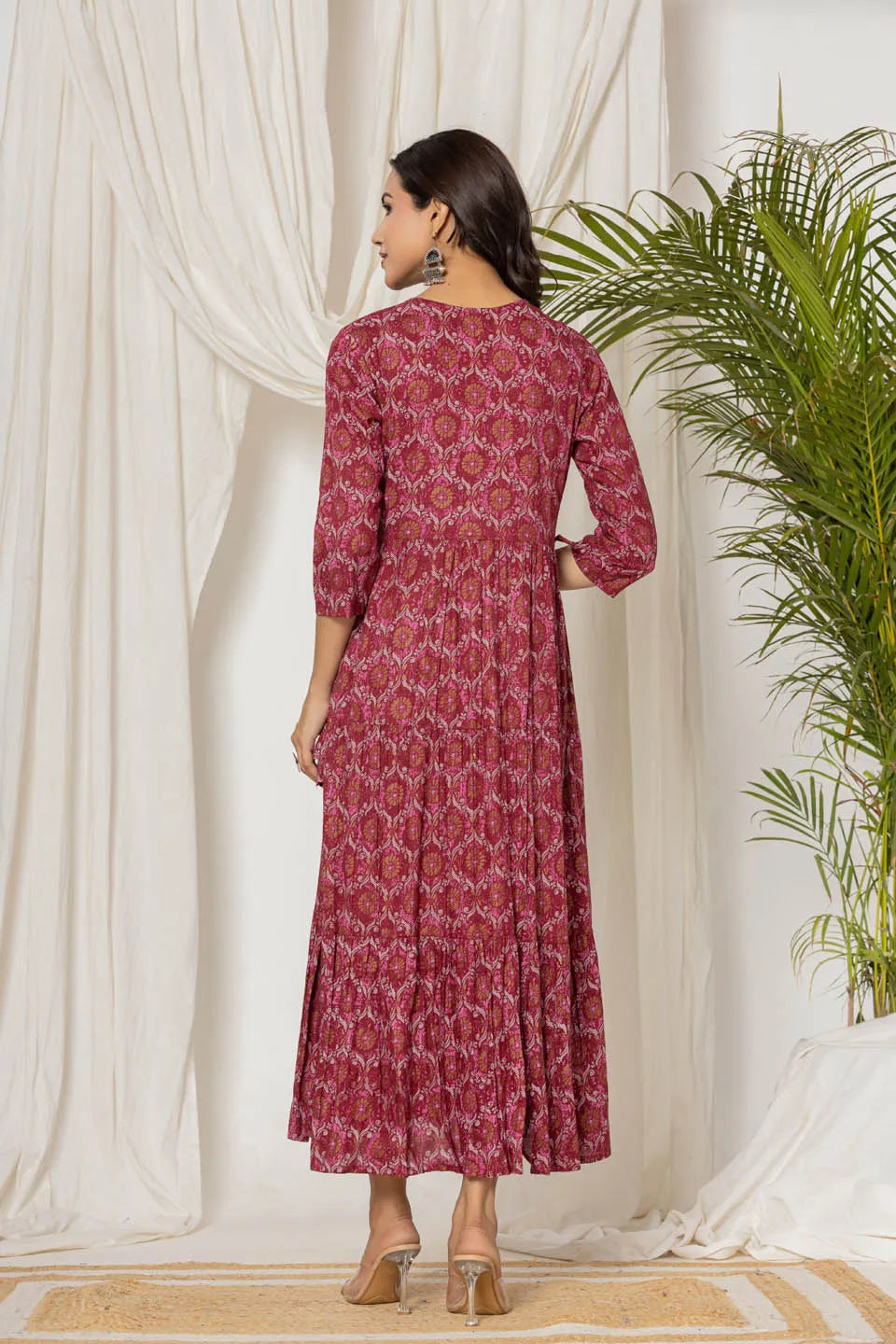 floral printed flared kurta with round neck