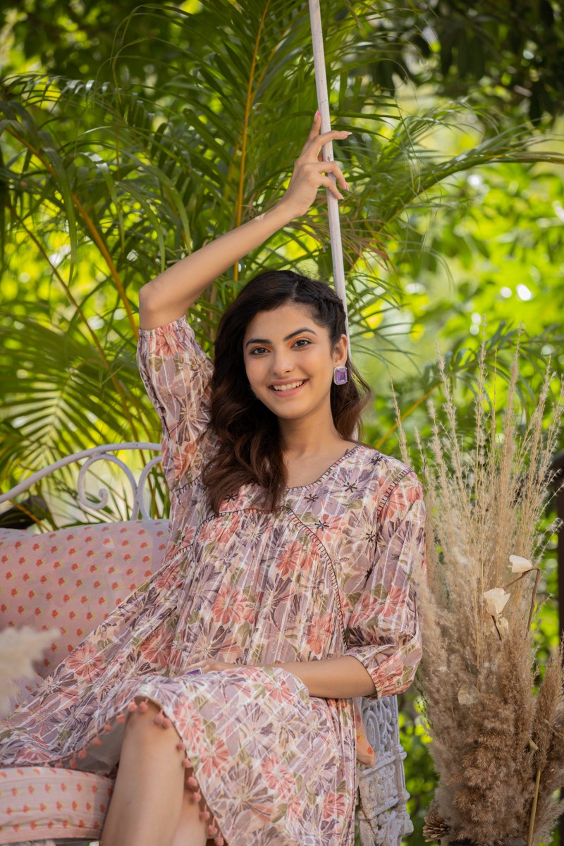 Exclusive Short Gown