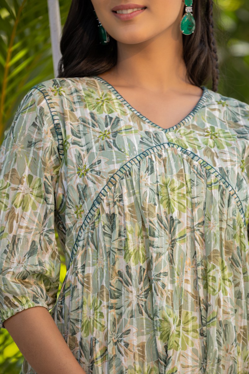 Exclusive Short Gown