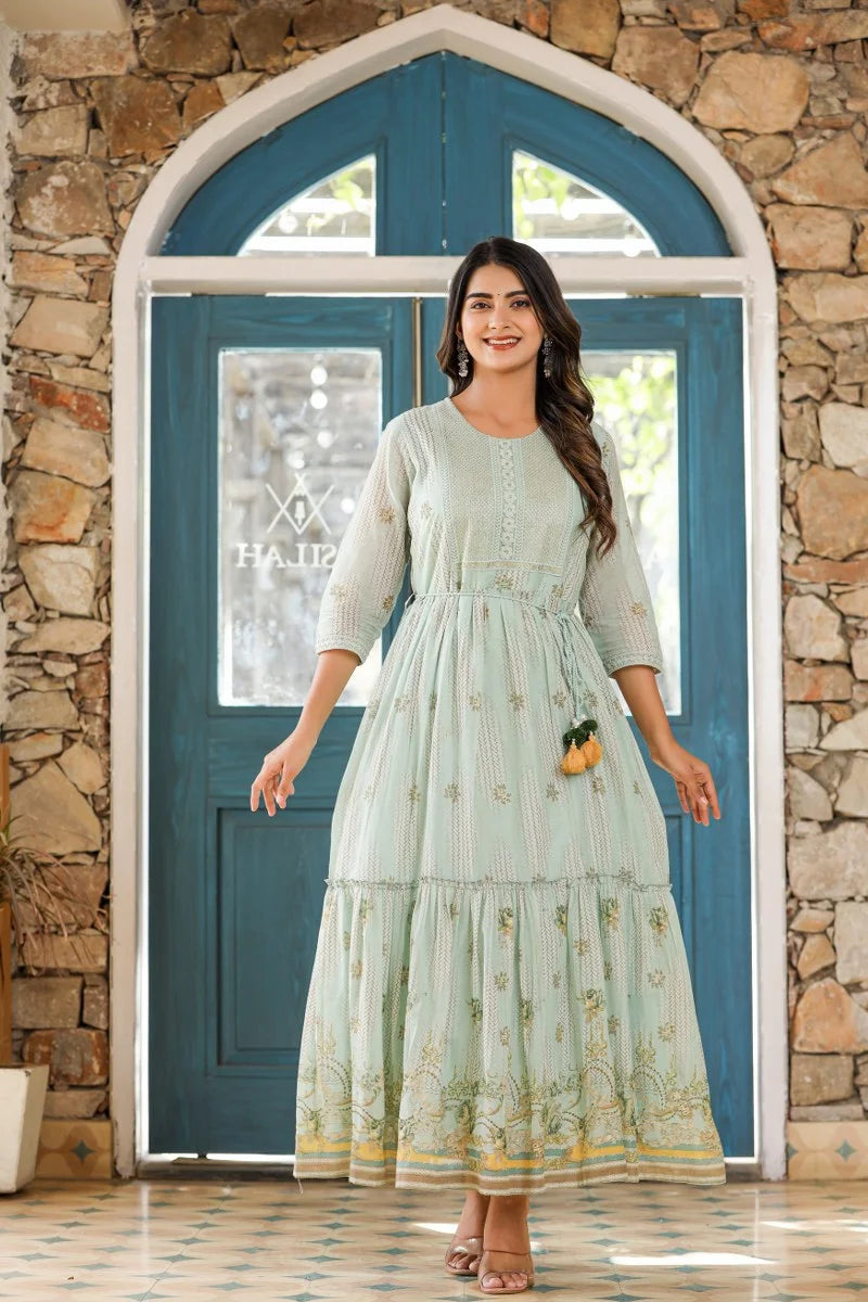 Budding Beautifull long gown 💃