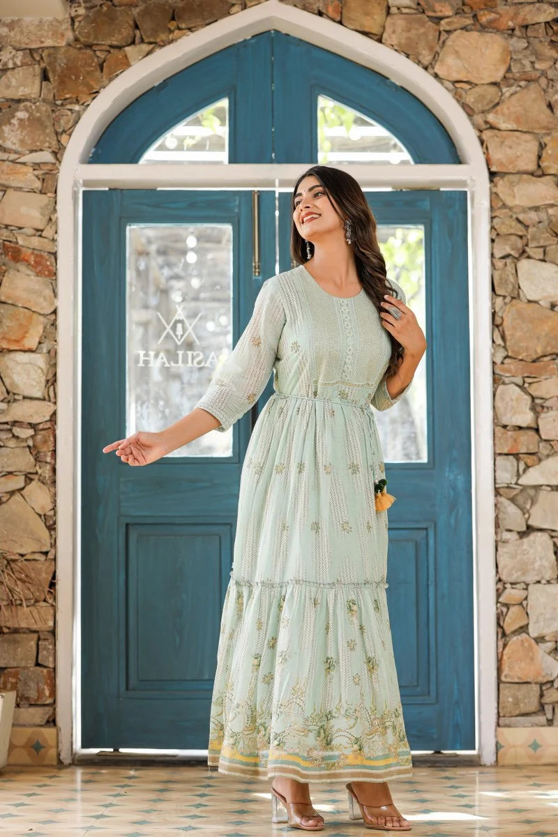 Budding Beautifull long gown 💃