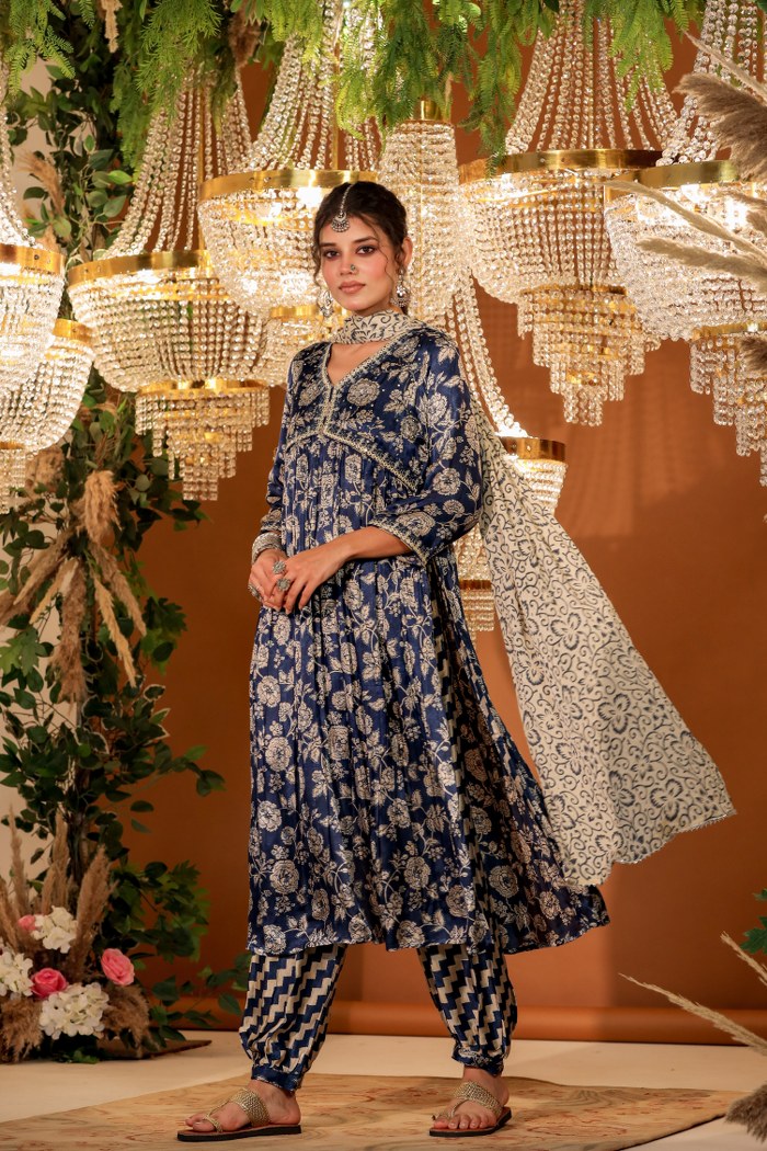 Amazing Moonlight Kurta Set 🤩