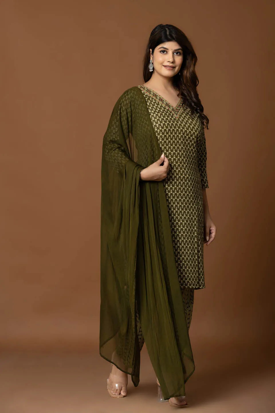 olive green embroidered kurta with geometric print pants dupatta