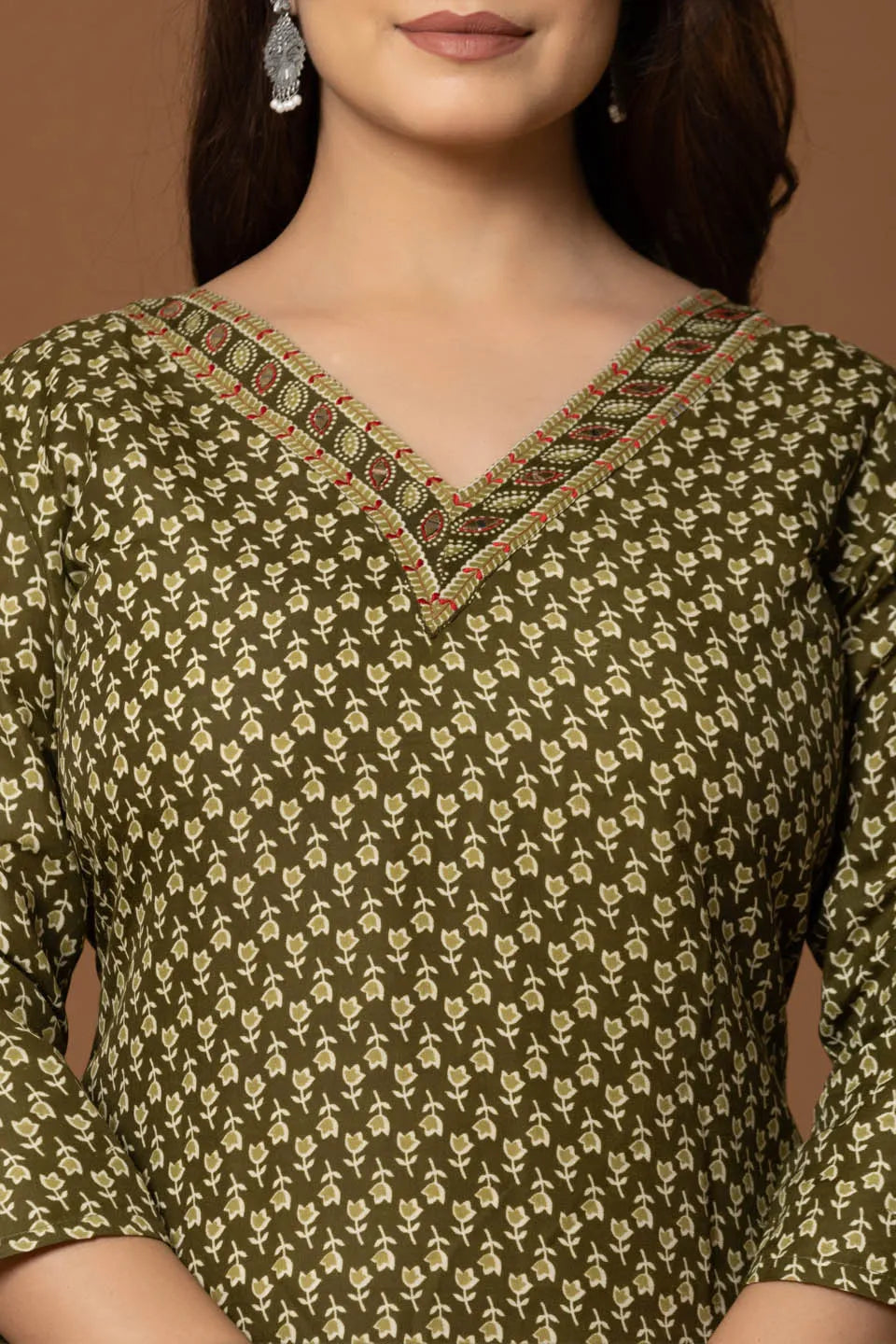 olive green embroidered kurta with geometric print pants dupatta