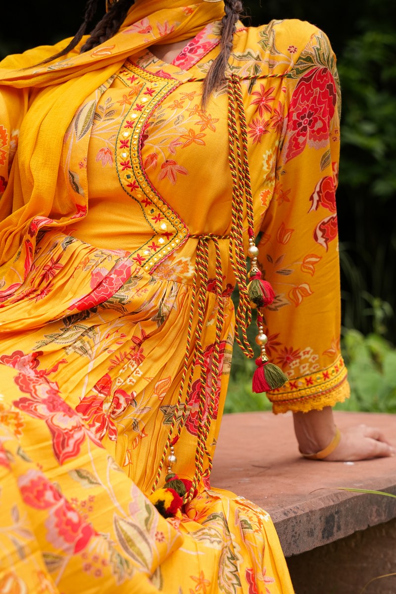 Streamlined Style Kurta Ensemble