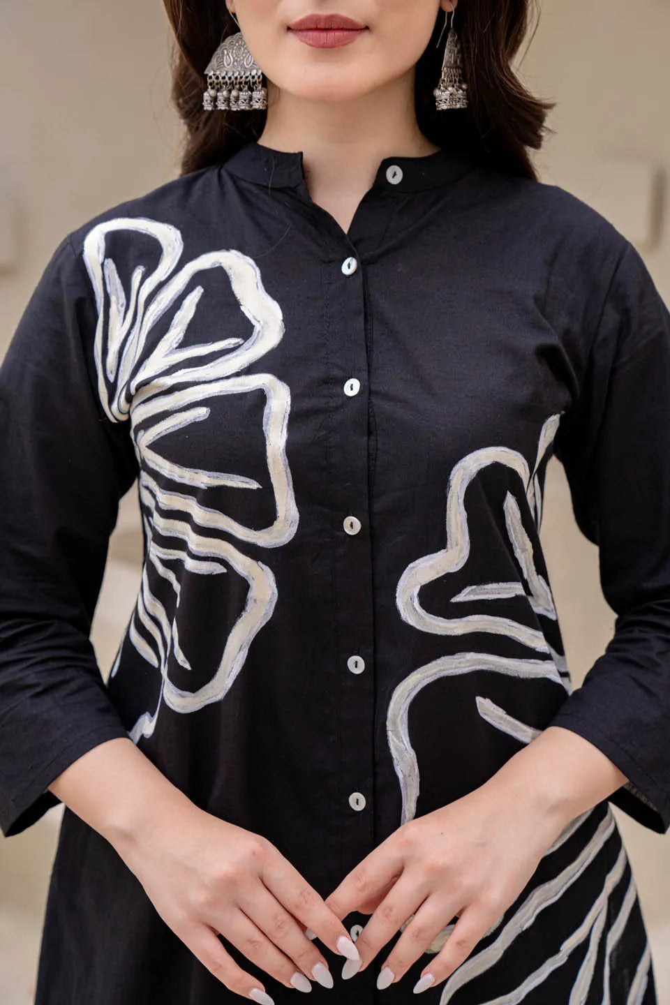 black abstract floral co ord set