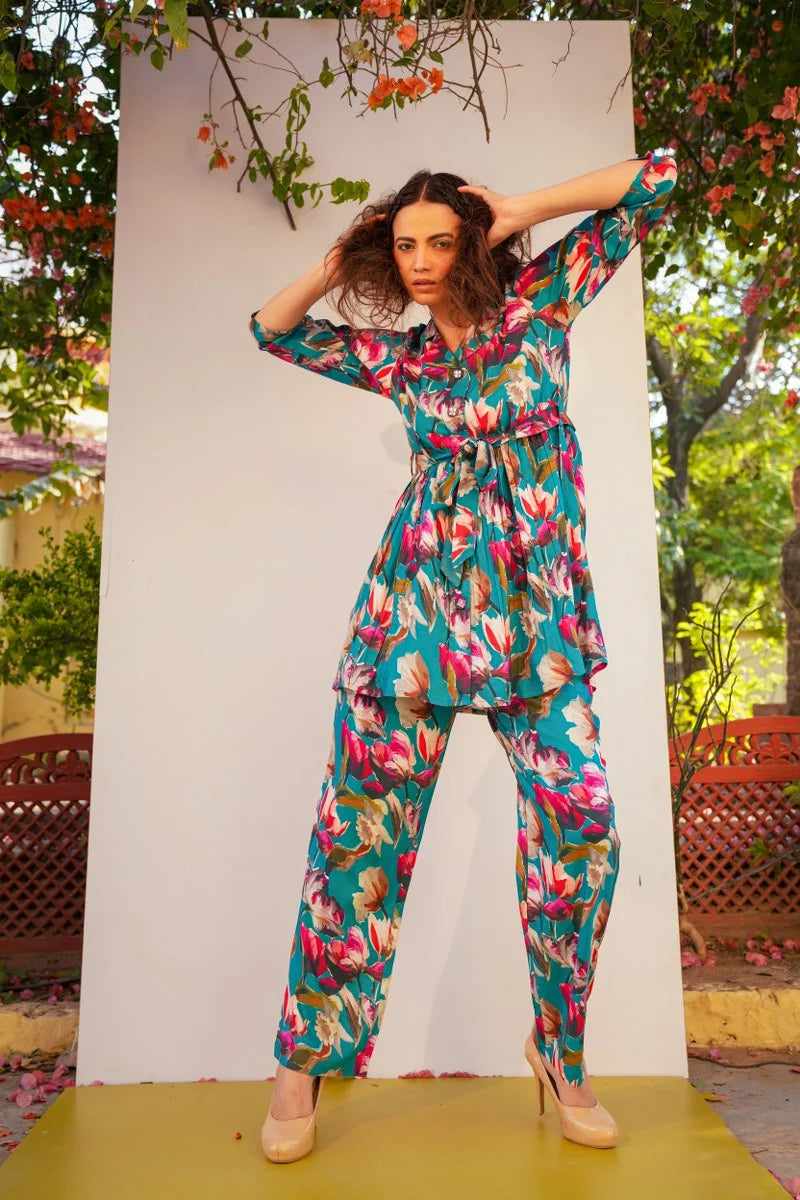 The Multicolor Flowera Coord Set