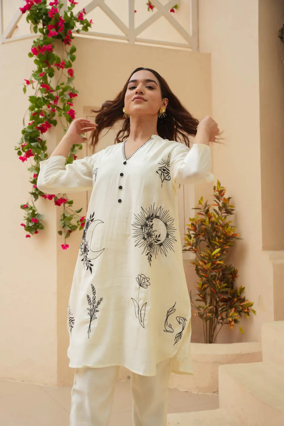 off-white cotton straight kurta with minimalist floral work