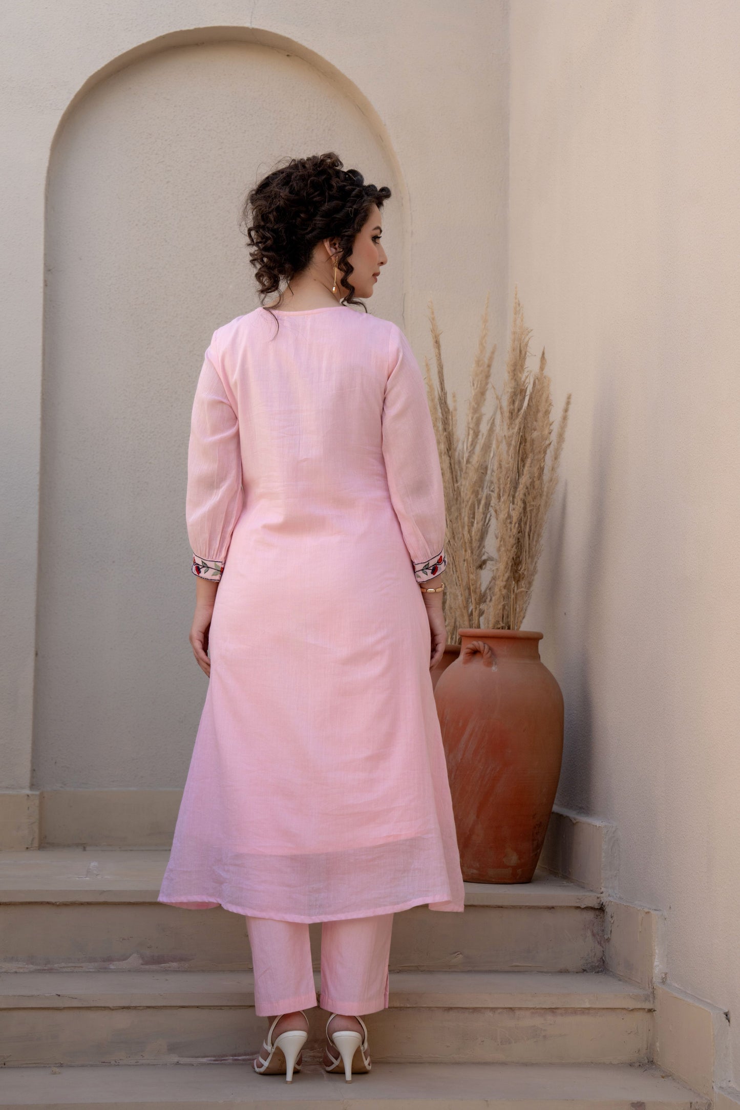 ELEGANT LIGHT PINK EMBROIDERED COTTON CO-ORDS SET FOR WOMEN