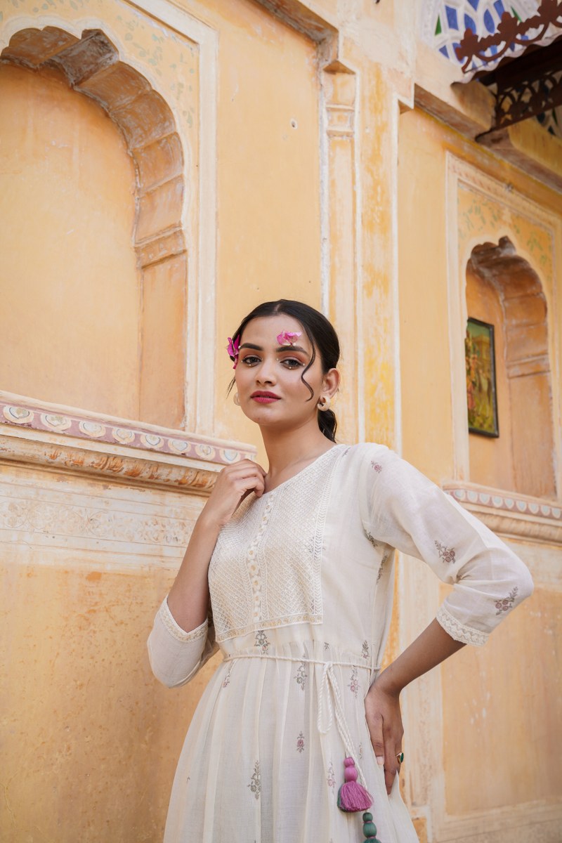 Impressive 3 Color Gown
