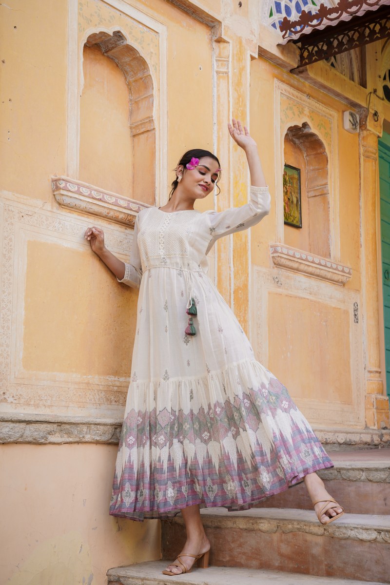 Impressive 3 Color Gown