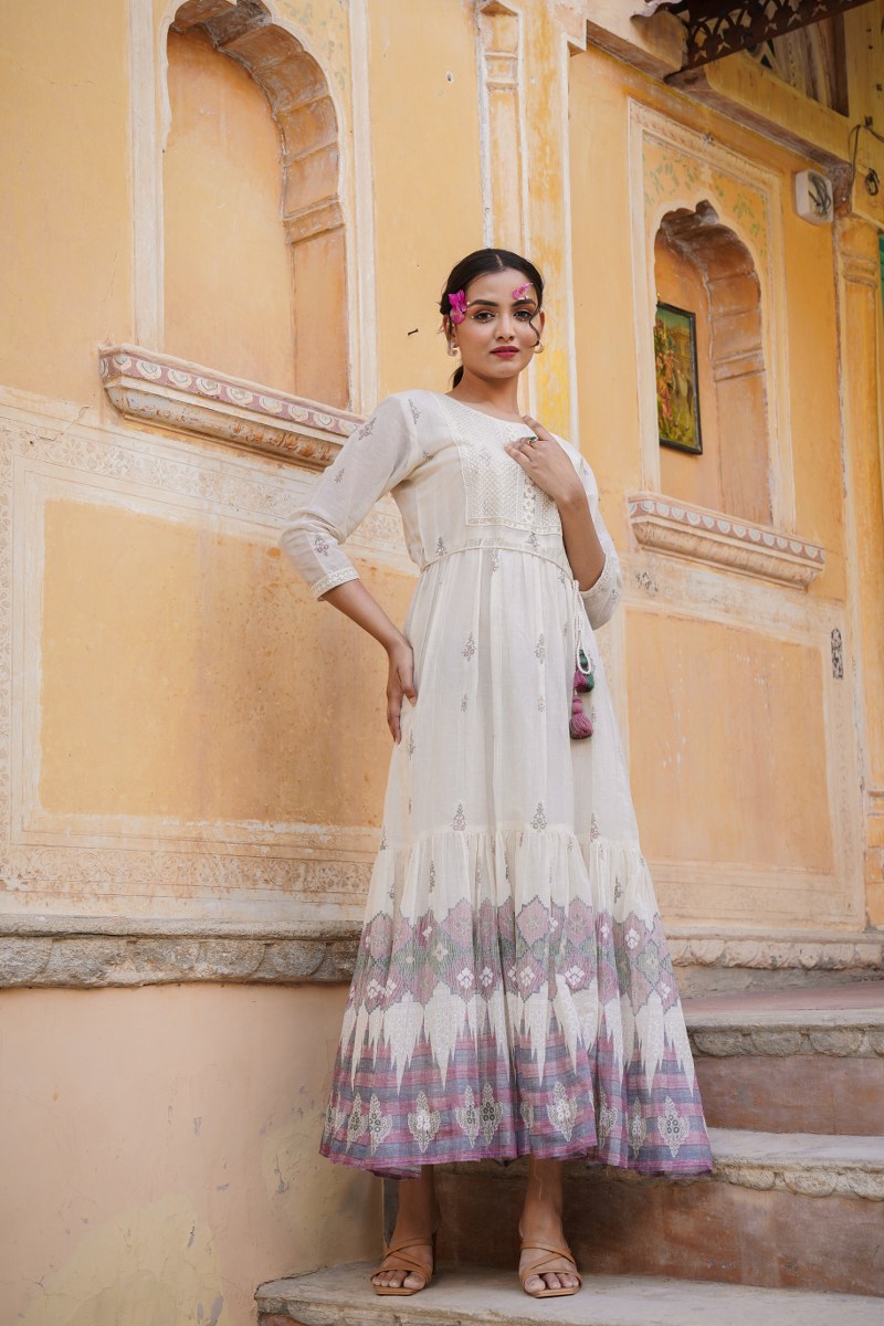 Impressive 3 Color Gown