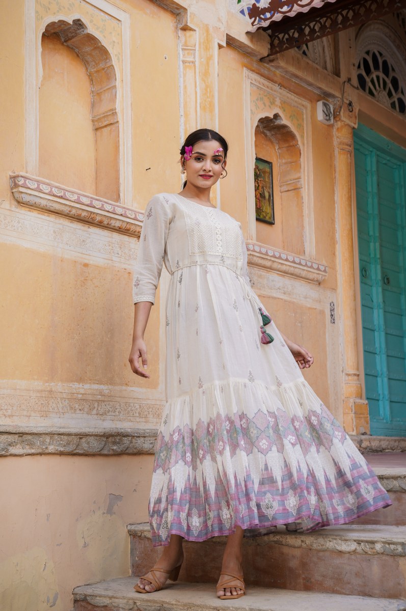 Impressive 3 Color Gown