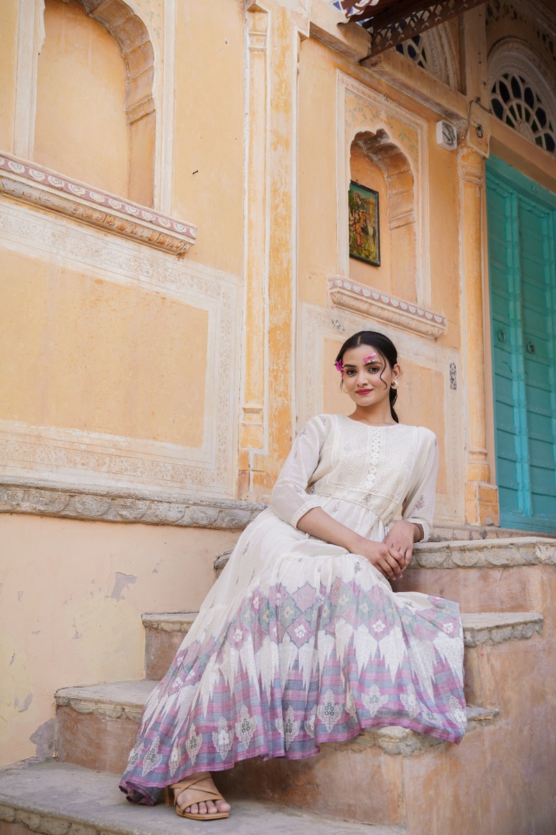 Impressive 3 Color Gown