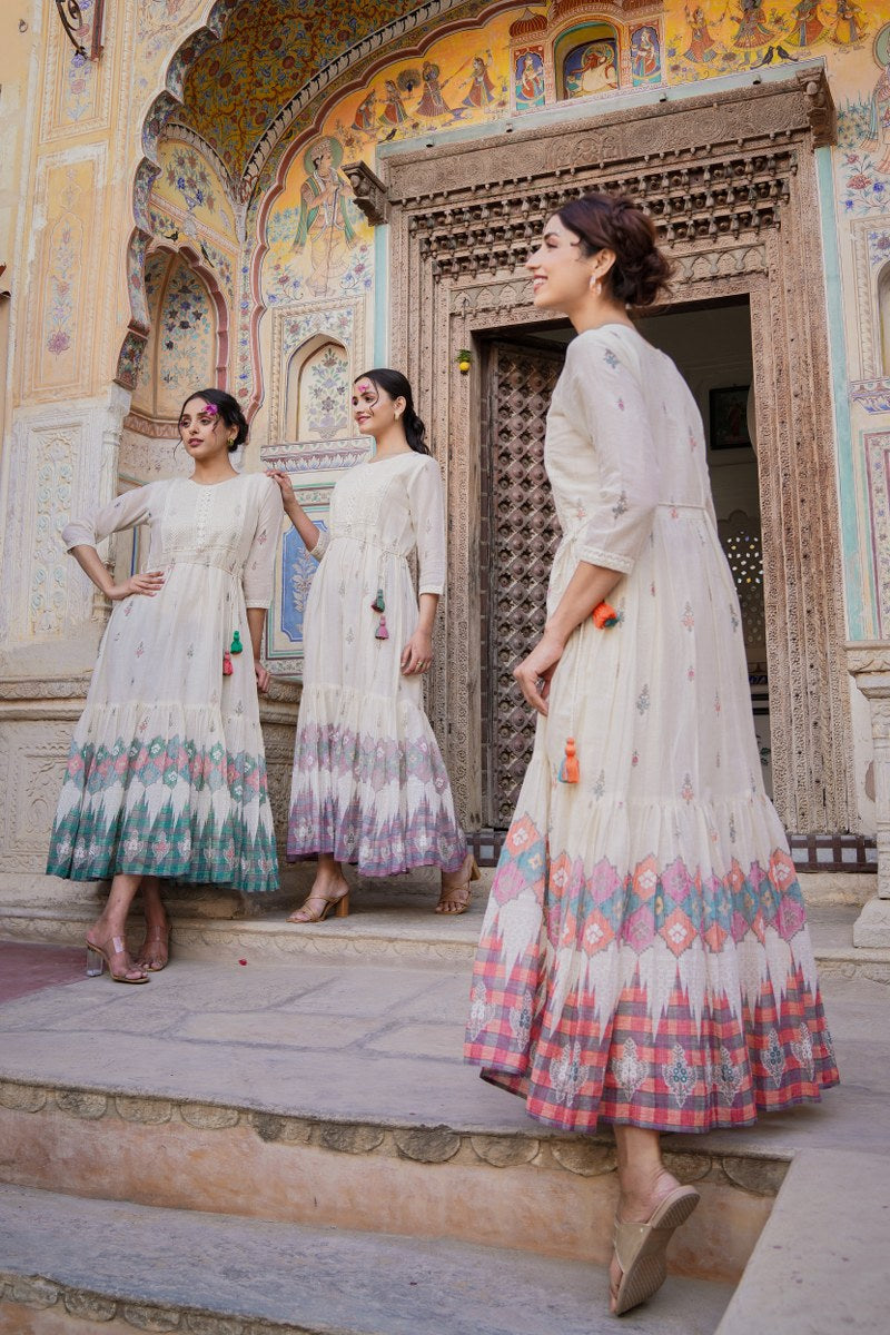 Impressive 3 Color Gown