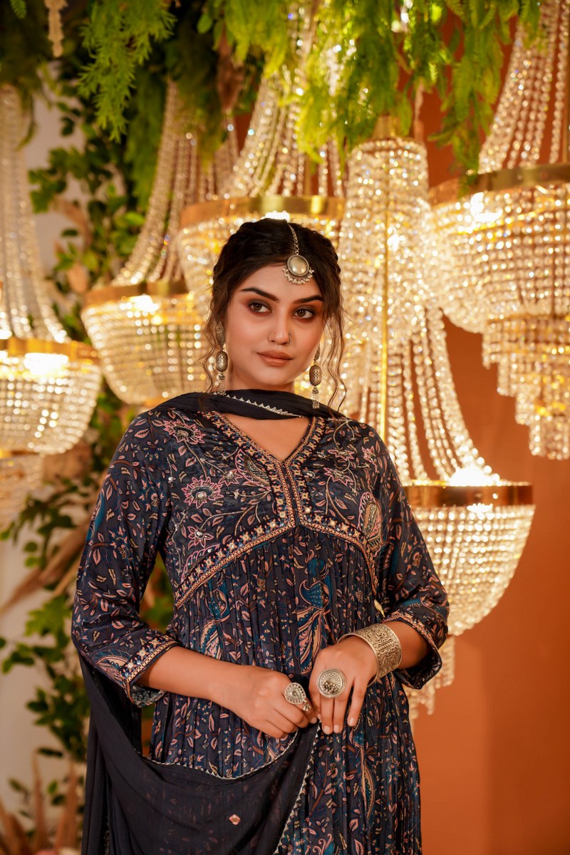 Royal Black Crepe Kurta Set