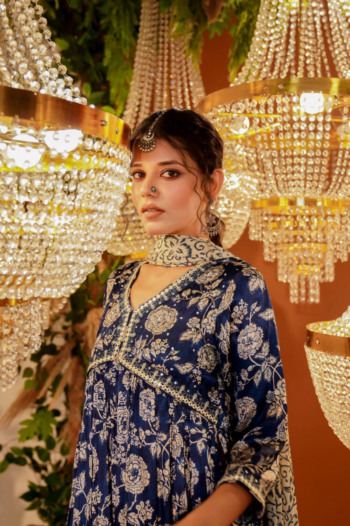 Amazing Moonlight Kurta Set 🤩