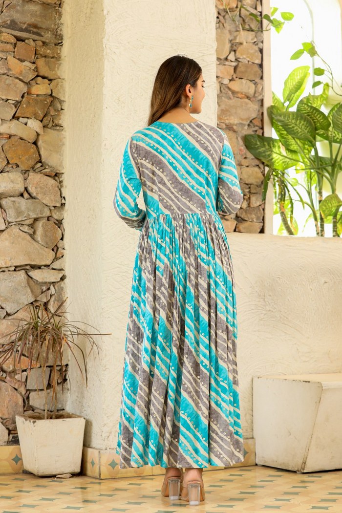 The Astounding Long Dress💐