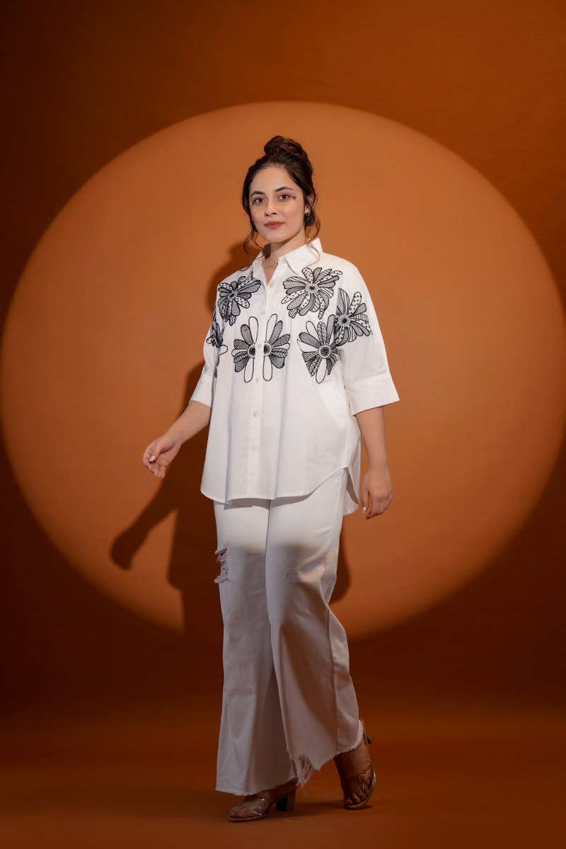 STATEMENT FLORAL EMBROIDERED COTTON SHIRT – FOR WOMEN