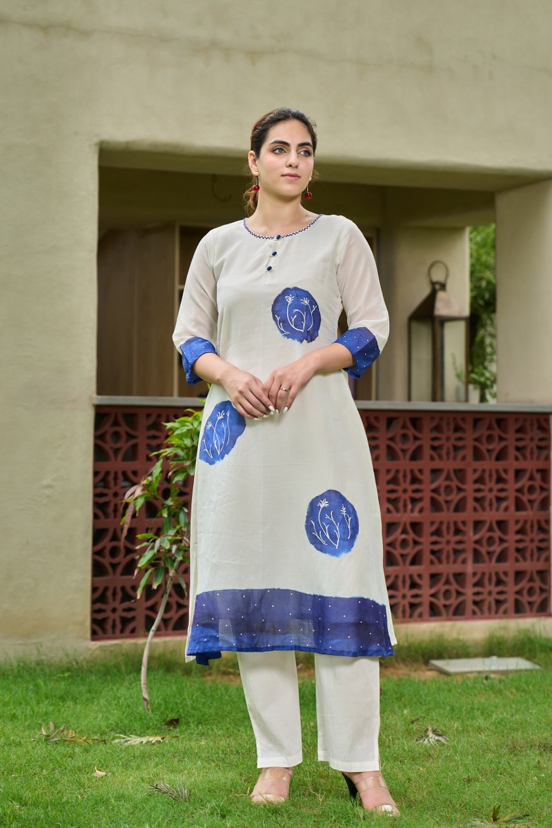 Elegant Cotton Kurta Set – Off White with Blue Floral Print