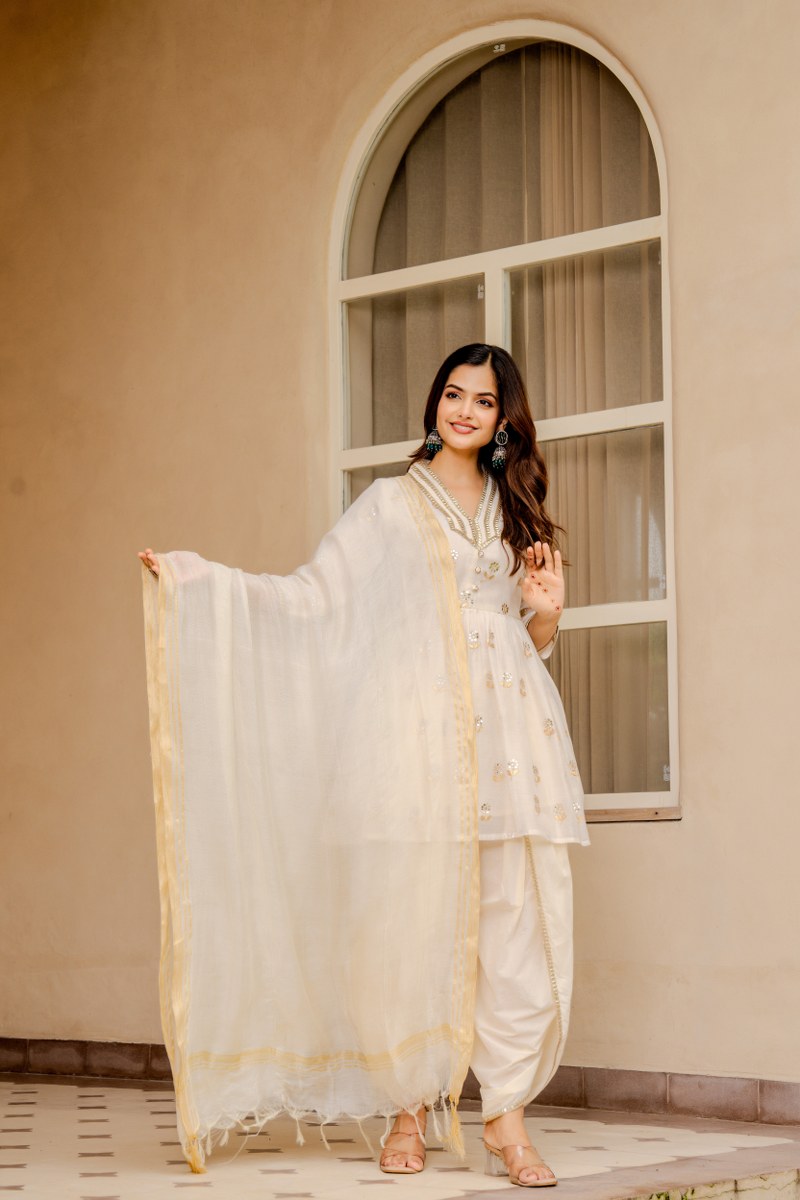 Elegant Off-White Mirror Work Kurta with Dhoti Pants & Dupatta – Festive Women’s Ethnic Set
