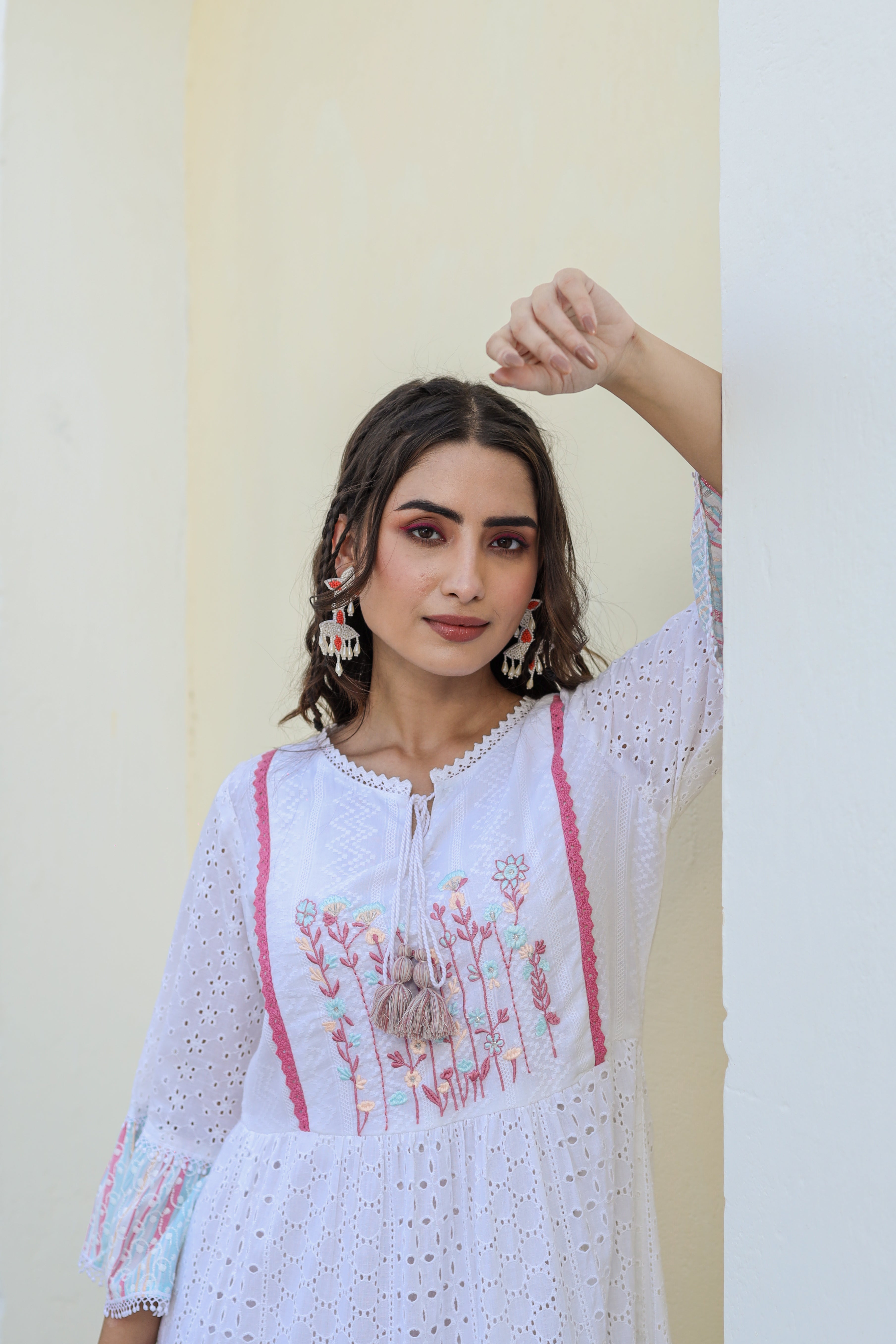 Embroided Crosia Short Dress