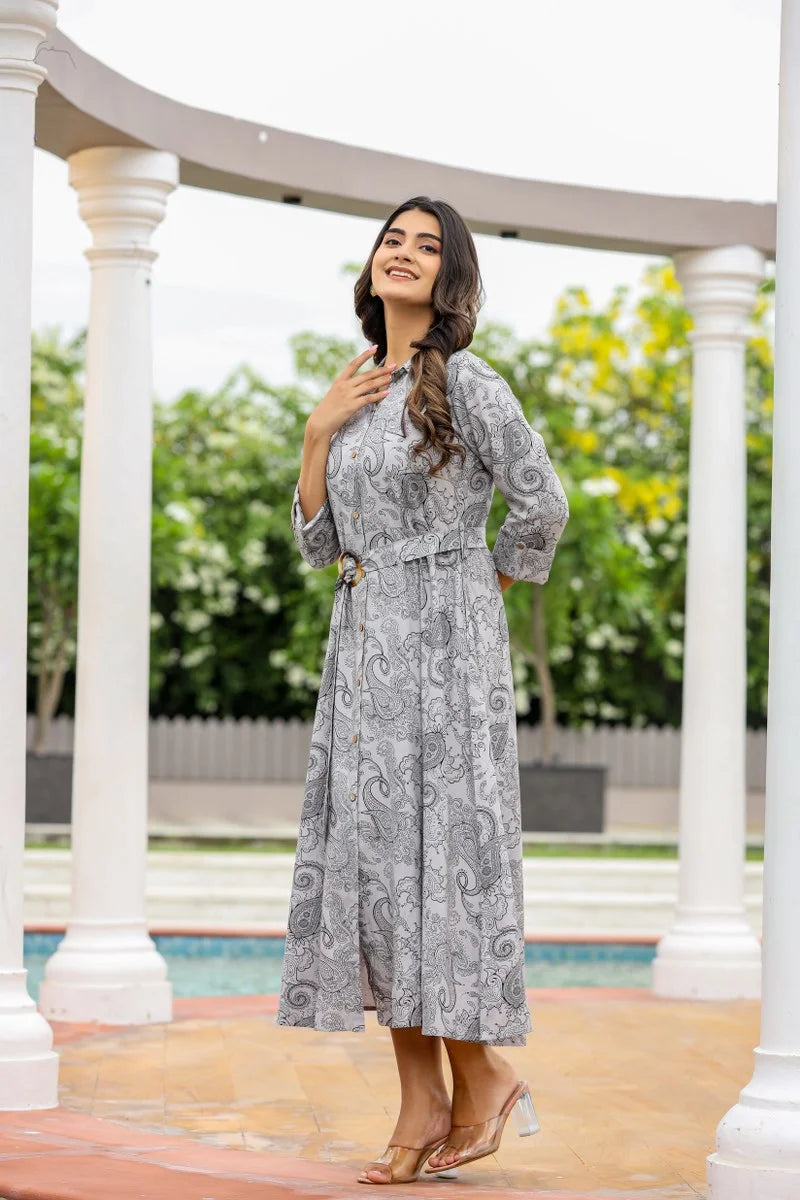 sophisticated designed beautiful long gown😍