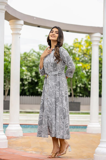 sophisticated designed beautiful long gown😍