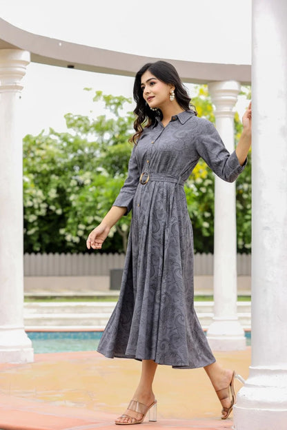 sophisticated designed beautiful long gown😍