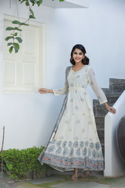 Luminous White Couture Long Gown🤩