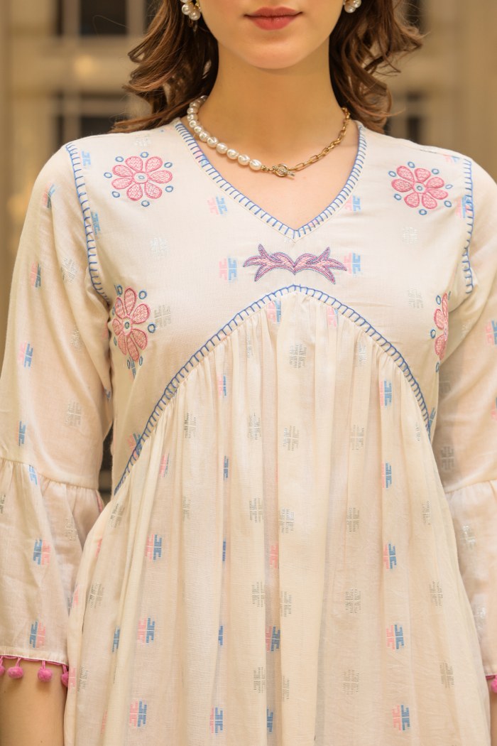 the royal embroidery