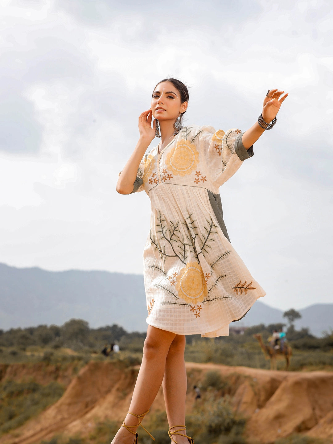 desert embroidery short dress