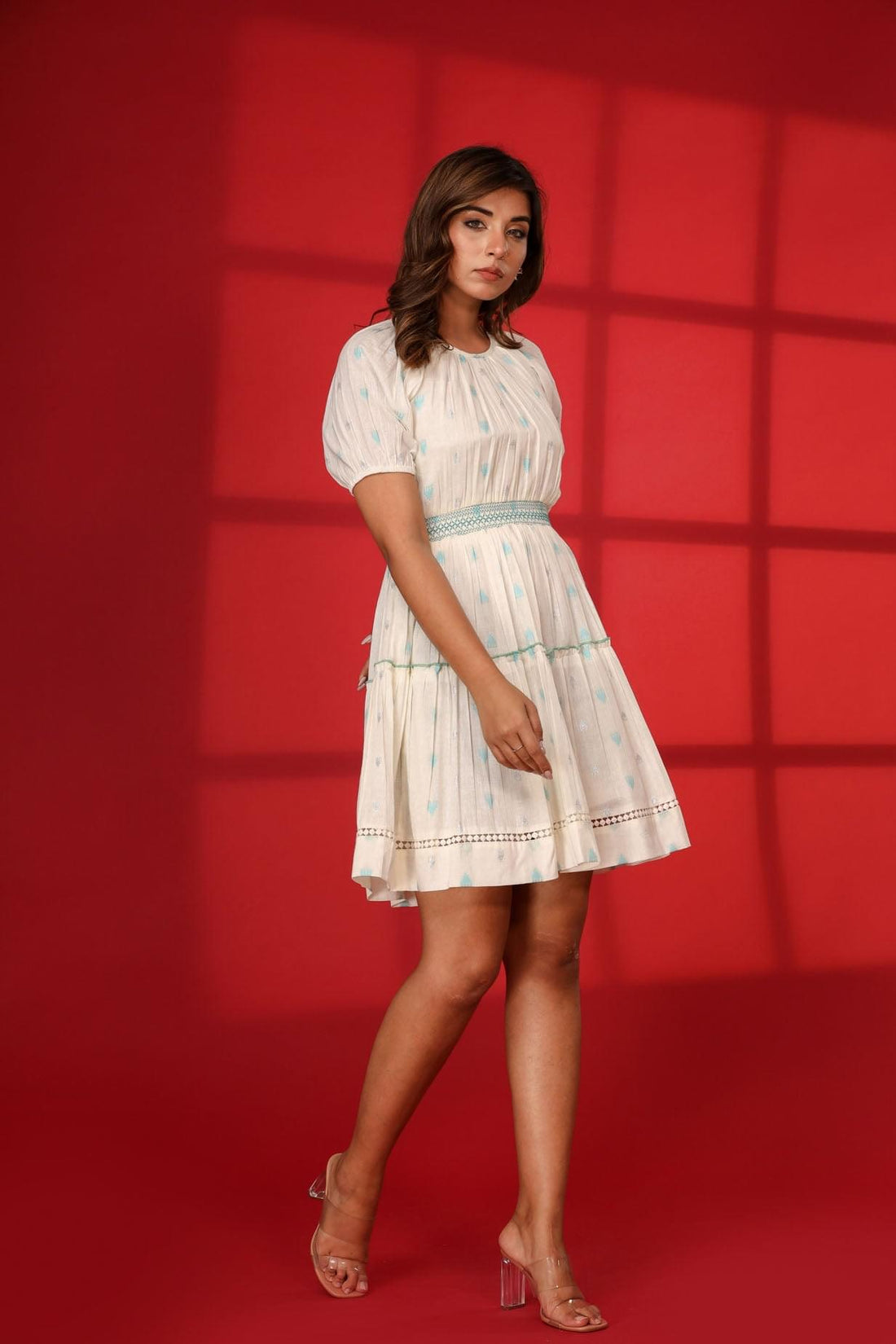 A White Ballon Short Dress