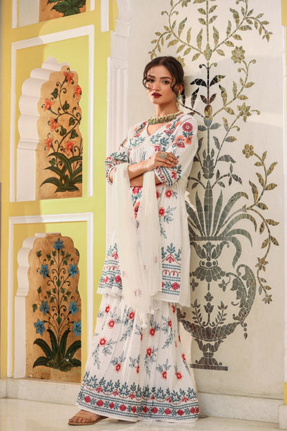 Amazing White Emrioded Sharara