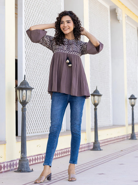 Chic Charm: Crepe Fabric Top