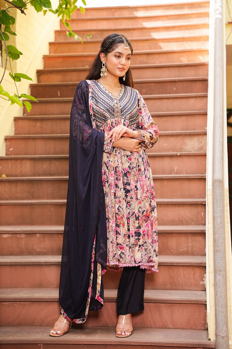 Colorburst Chinon Kurta Set 🤴
