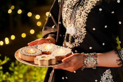 The Cotton Embroidered Beauty