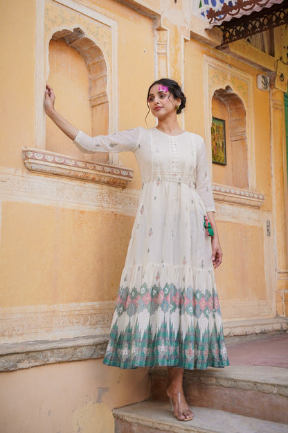 Impressive 3 Color Gown