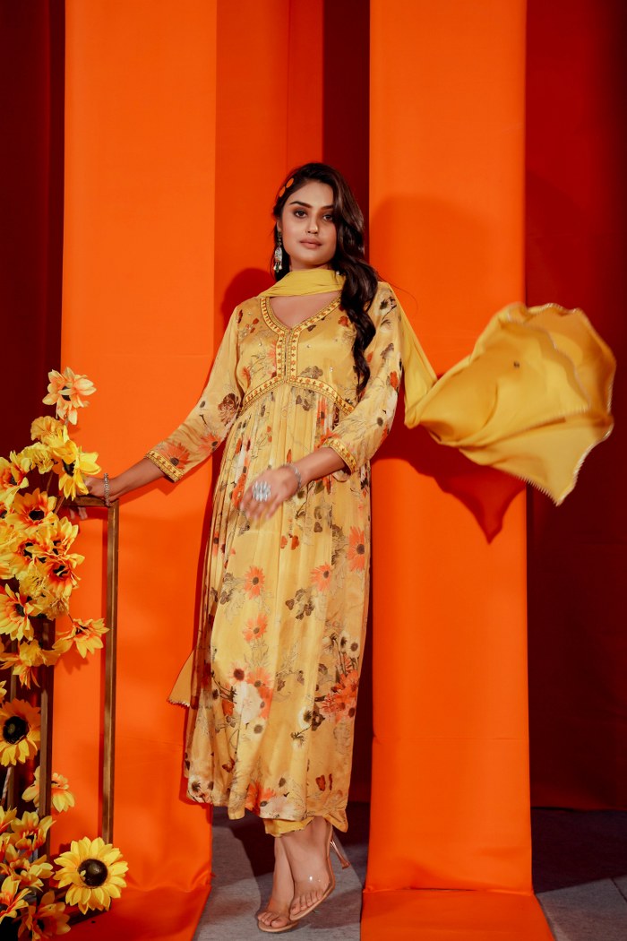 The Dainty Delight Chinon Suit