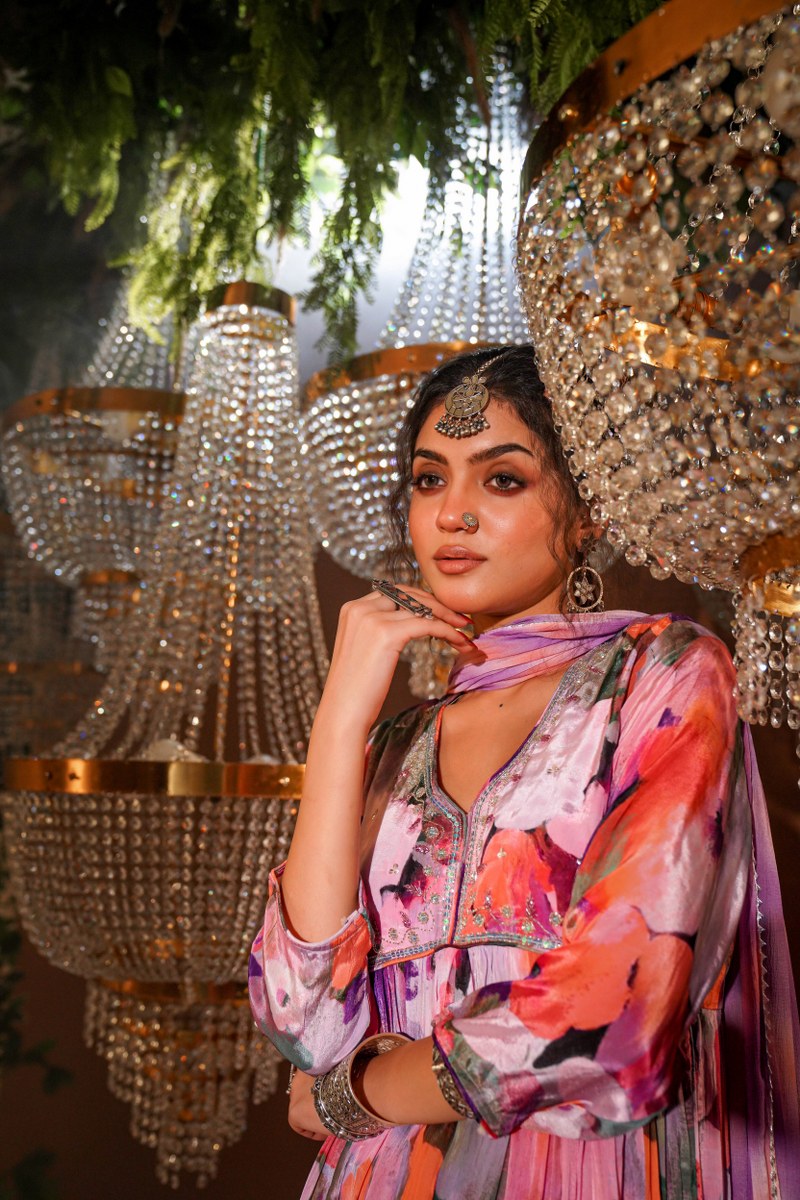 Paradise Crepe Kurta Set