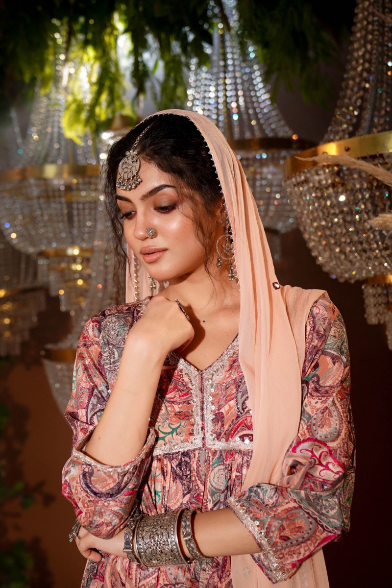 Bouquet Print Crepe Kurta Set