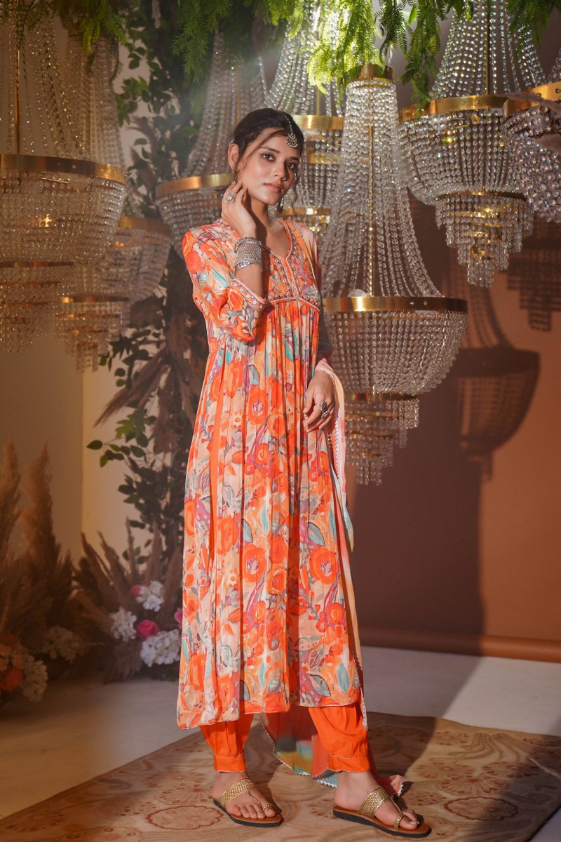 pretty in crape kurta ensemble