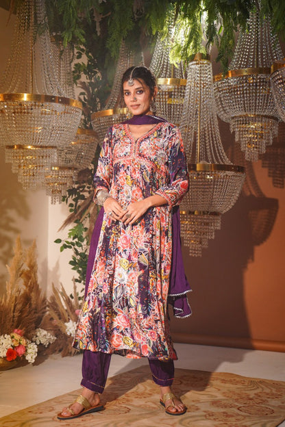 Noir Bouquet Print KurtaSet