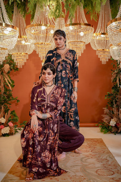 Muslin Majesty: Dual-Tone Kurta Set