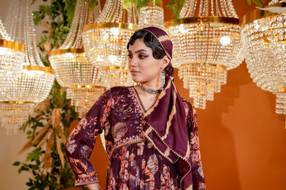 Muslin Majesty: Dual-Tone Kurta Set