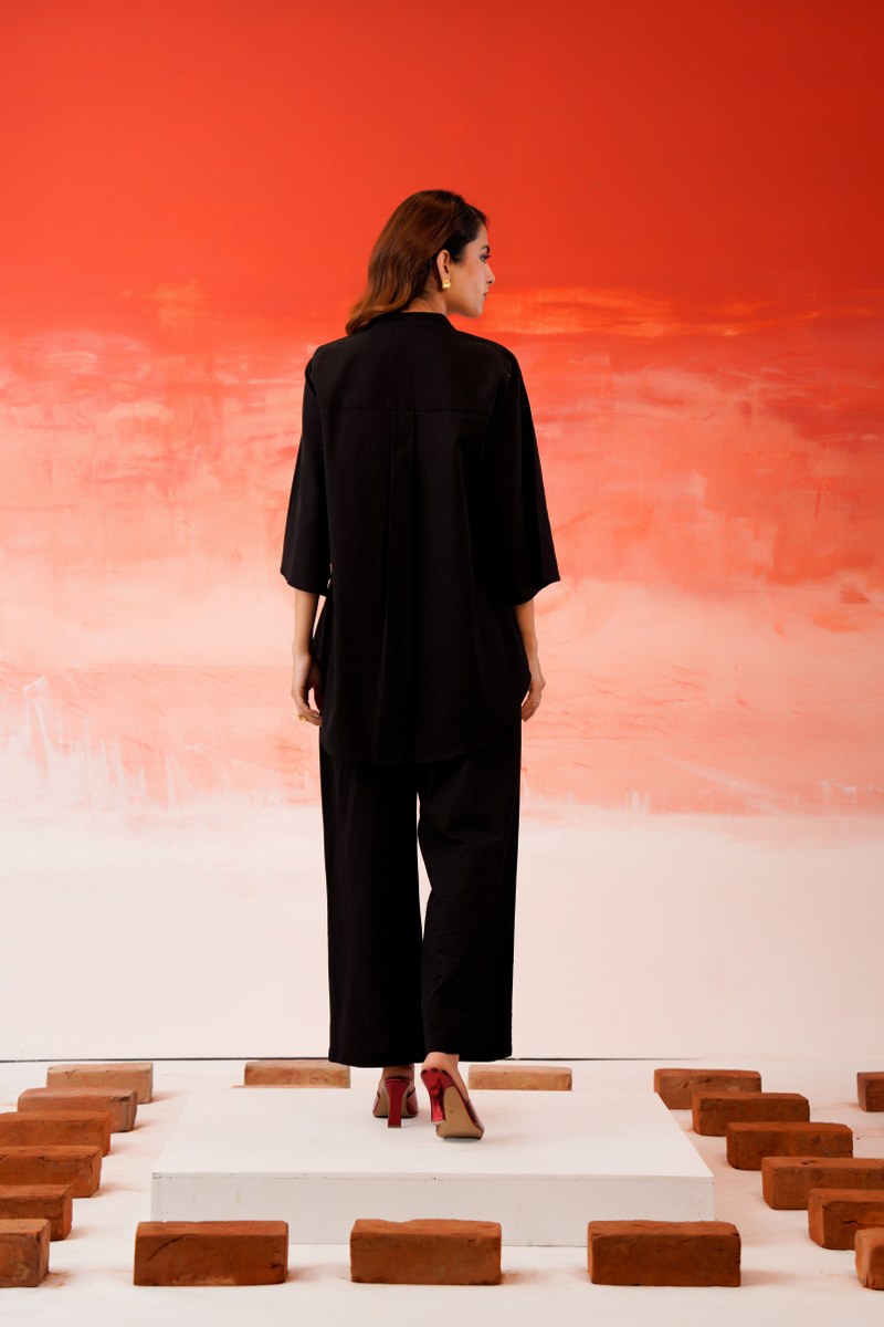 Hand Painted Cotton Flex Co-ord Set – “Famous Glasses” Art Design