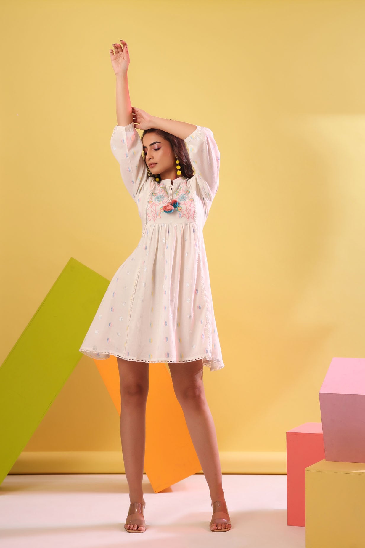 Embroidred White Short Dress